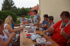 A Pro Arte Kulturális Egyesület Napvirág Bábcsoportjának műsora a gosztolai falunapon
